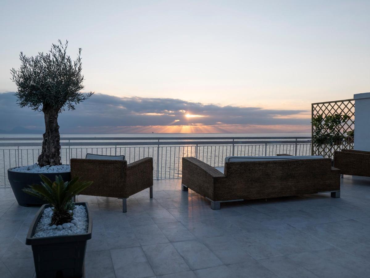 Thomas Sea View Lägenhet Torre del Greco Exteriör bild
